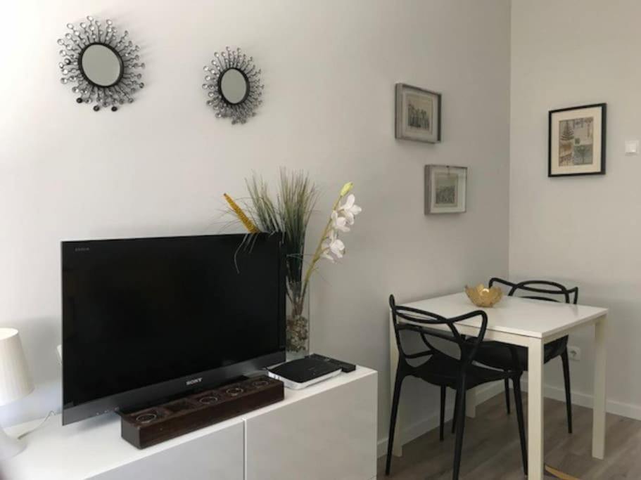 Cosy 2 Bedrooms Apartment In Arroios - Ssl 3A 리스본 외부 사진